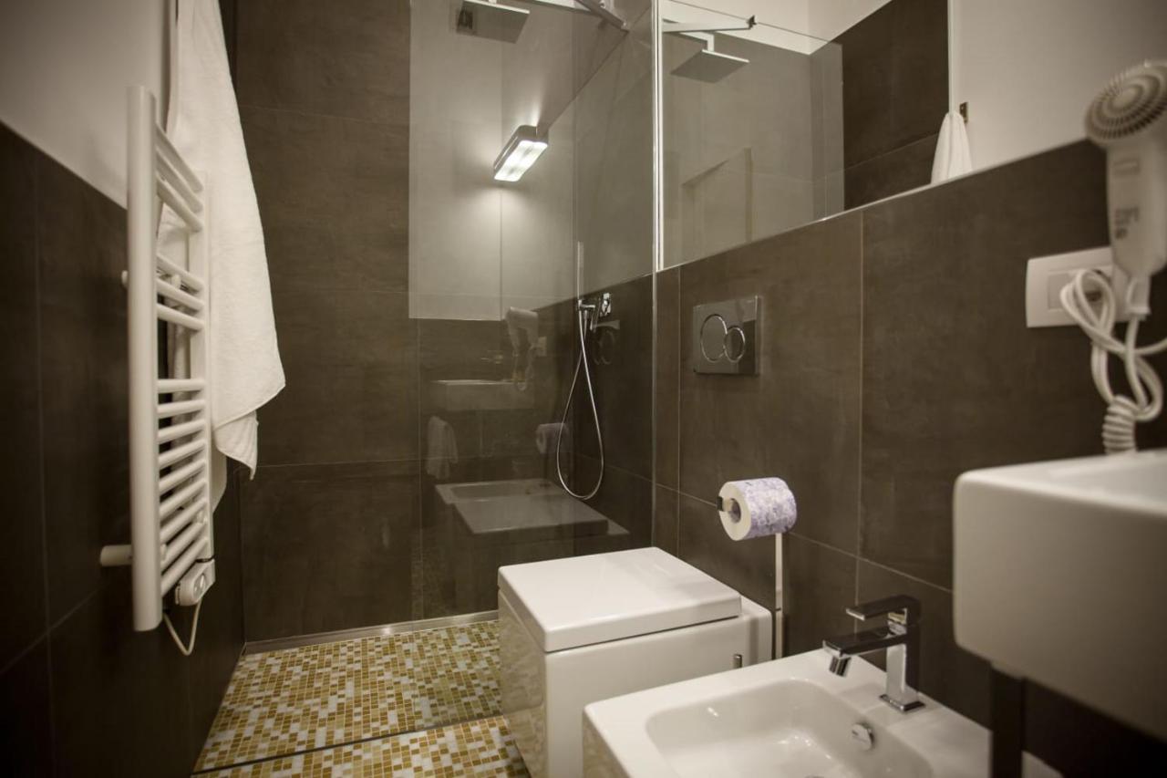 Dimora Mefite-Camere Con Bagno Privato E Self Check-In Matera Exteriör bild
