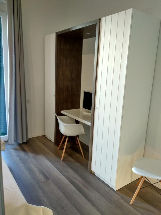 Dimora Mefite-Camere Con Bagno Privato E Self Check-In Matera Exteriör bild