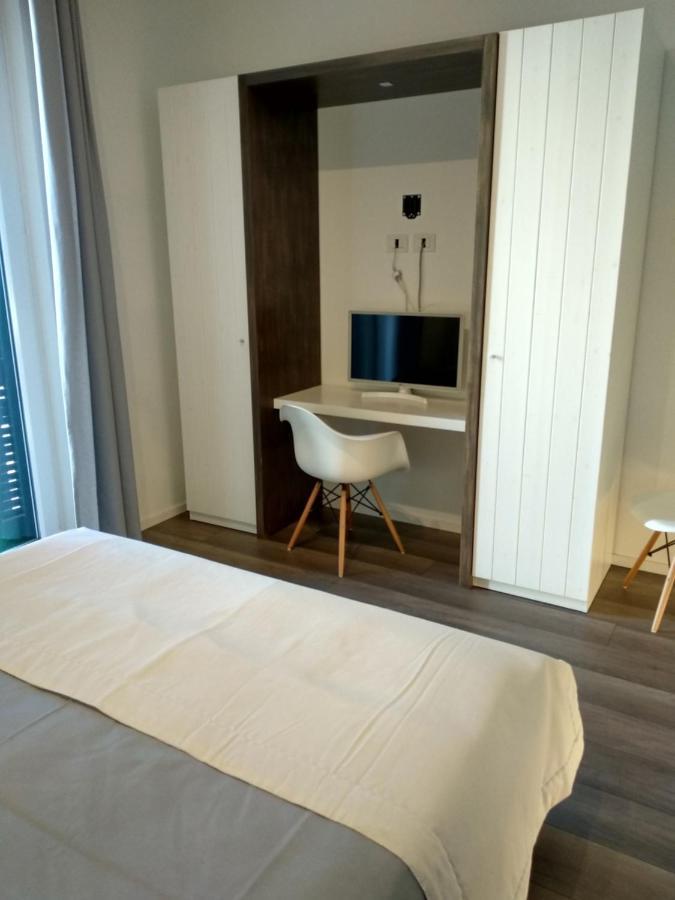 Dimora Mefite-Camere Con Bagno Privato E Self Check-In Matera Exteriör bild
