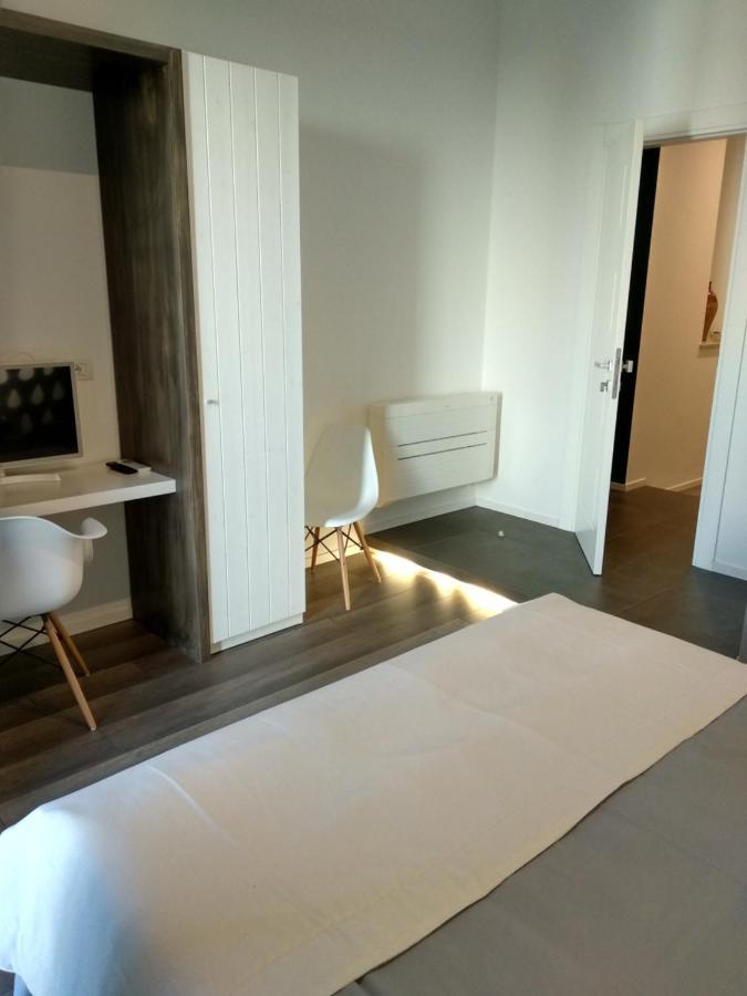 Dimora Mefite-Camere Con Bagno Privato E Self Check-In Matera Exteriör bild