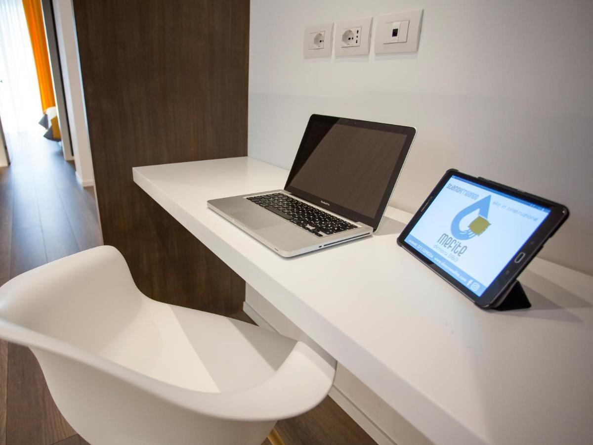 Dimora Mefite-Camere Con Bagno Privato E Self Check-In Matera Exteriör bild