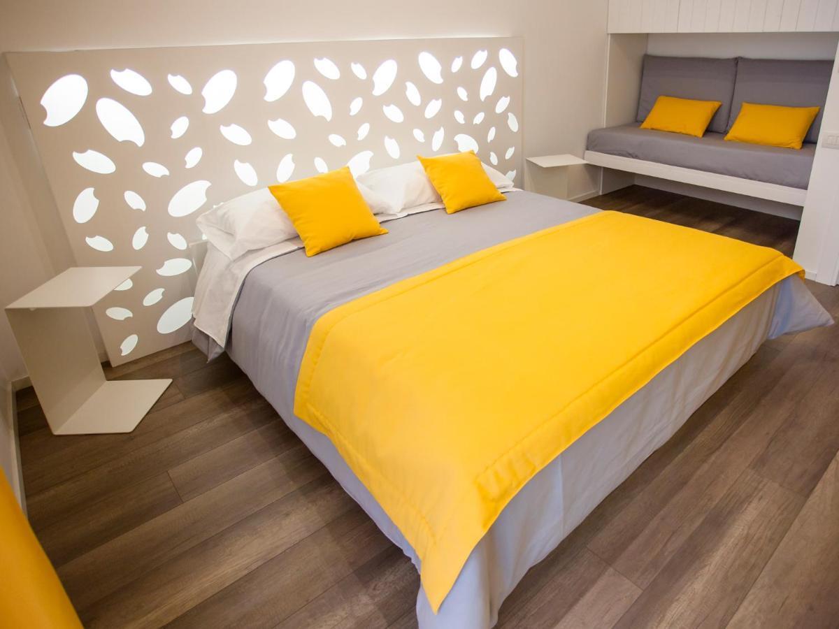 Dimora Mefite-Camere Con Bagno Privato E Self Check-In Matera Exteriör bild